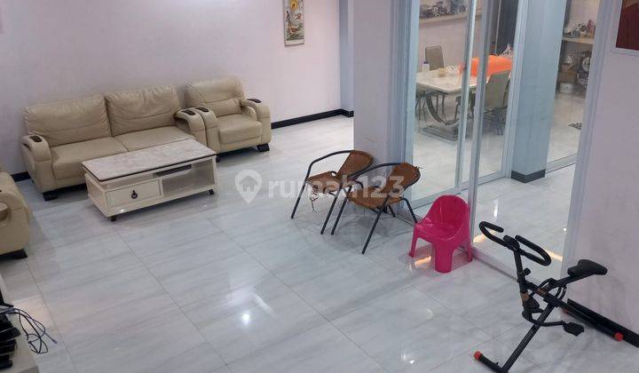 Di jual cepat murah rumah taman palem unit langka rapi bagus siap huni