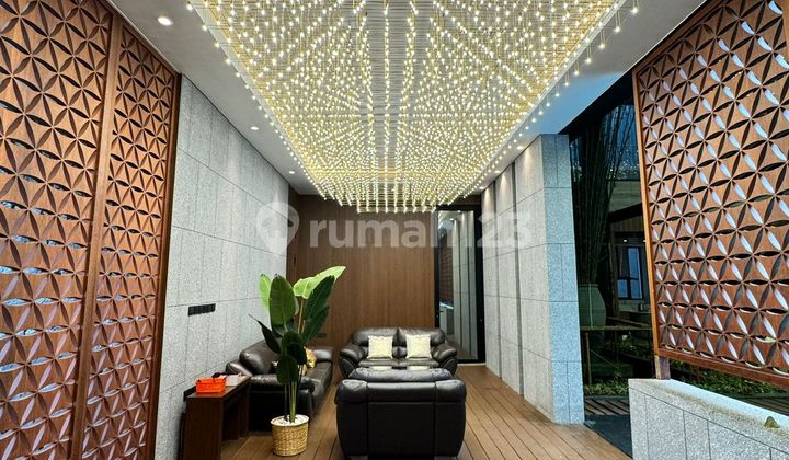 Rumah Trimaran Permai 600m2, Pantai Indah Kapuk,PIK, Brandnew, Bagus, POOL! 1