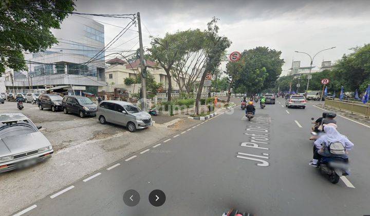 Ruko Gandeng Hook Strategis Jalan Dr Saharjo Menteng Dalam 1