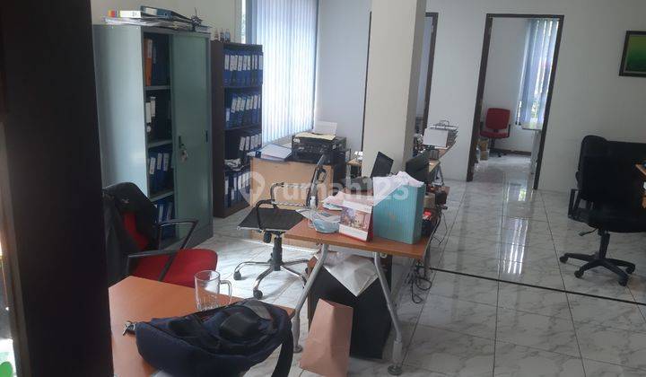 Ruko Gandeng Hook Strategis Jalan Dr Saharjo Menteng Dalam 3