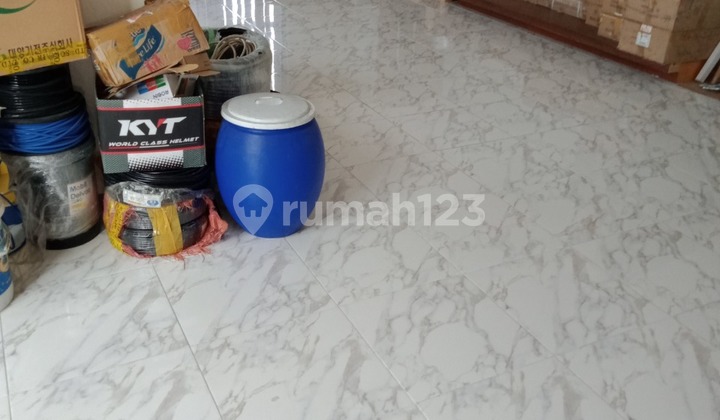 Ruko Gandeng Hook Strategis Jalan Dr Saharjo Menteng Dalam 6