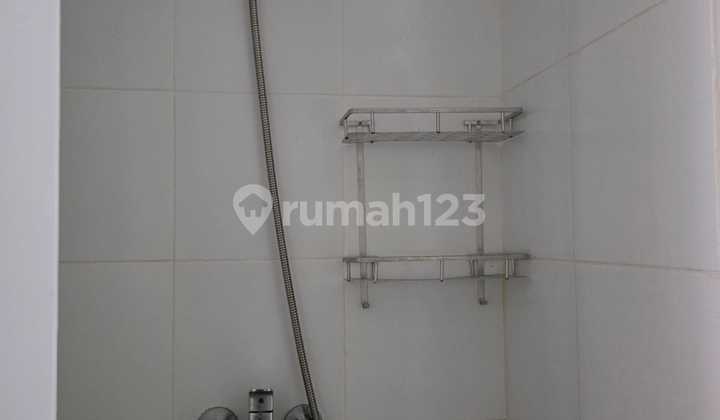 Disewakan Rumah Cantik Myza,bsd