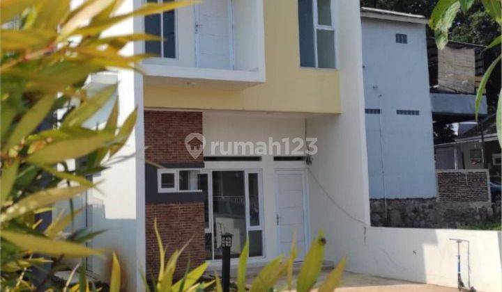 Rumah dua lantai minimalis modern di cinunuk cimekar cileunyi bandung timur 2