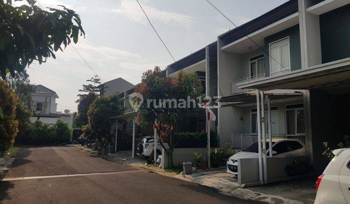 Rumah 2 lantai siap huni di komplek awani bandung barat 1