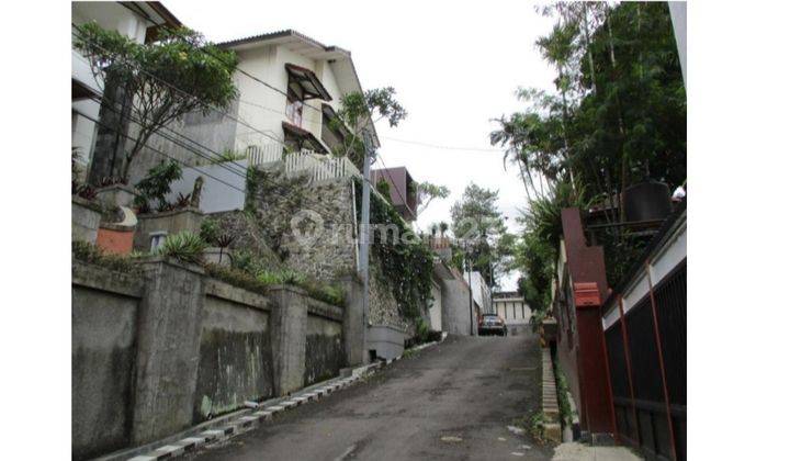 Rumah tiga 3 lantai di dago pakar bandung sejuk dan nyaman 2