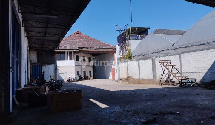 Gudang komersil  buat simpan barang atau produksi di sayap soekarno hatta bandung timur 6