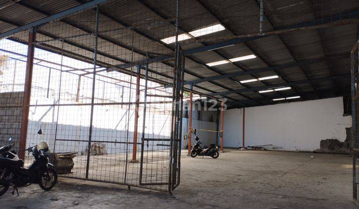 Gudang komersil  buat simpan barang atau produksi di sayap soekarno hatta bandung timur 8