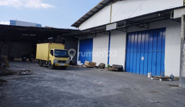 Gudang komersil  buat simpan barang atau produksi di sayap soekarno hatta bandung timur 1