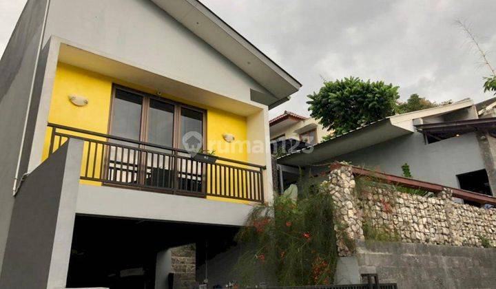 Rumah Villa Murah 2 Lantai Dekat Bukit Dago Bandung 1