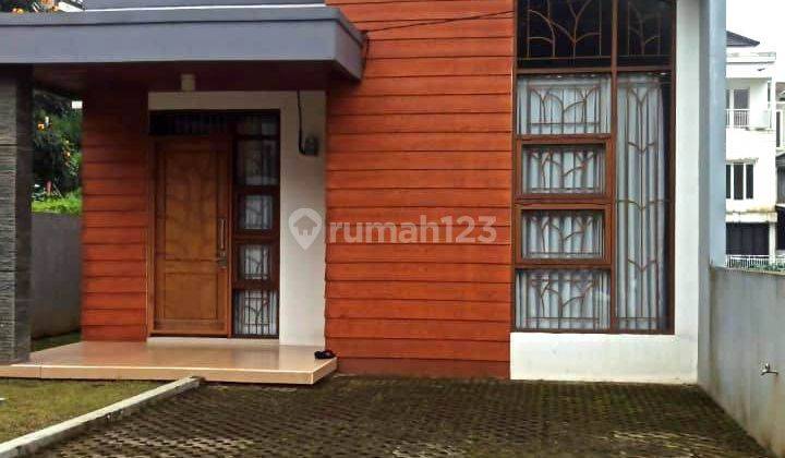 Rumah Terawat Dekat Kawasan Wisata Di Dekat Kolonel Masturi Bandung Utara 1