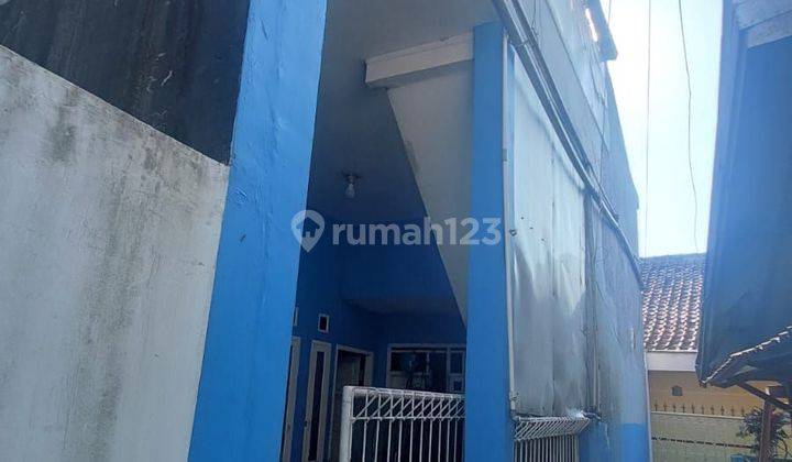 Rumah Dua Lantai Masuk Gang Pusat Kota Bandung Tengah 1