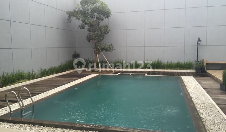 For Rent Luxury House with Pool Cluster De Maja De Park BSD City 2