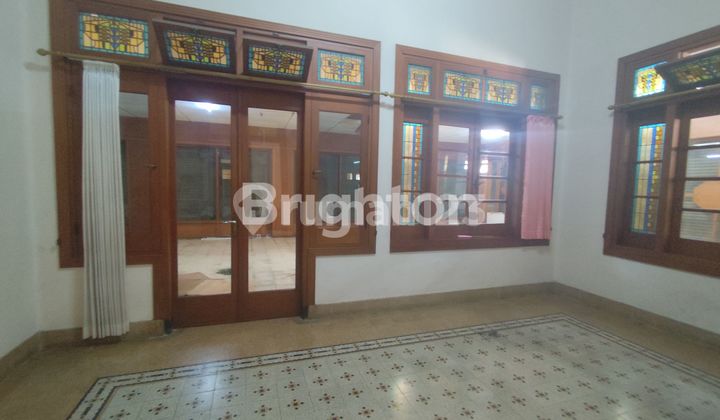 Rumah Tempat Usaha Area Pulau Pulau kota Malang