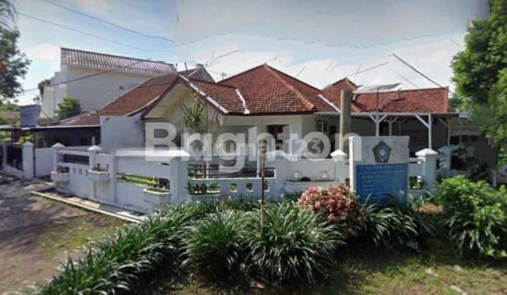 Rumah Pojok Lokasi Strategis area Buah-Buahan 1