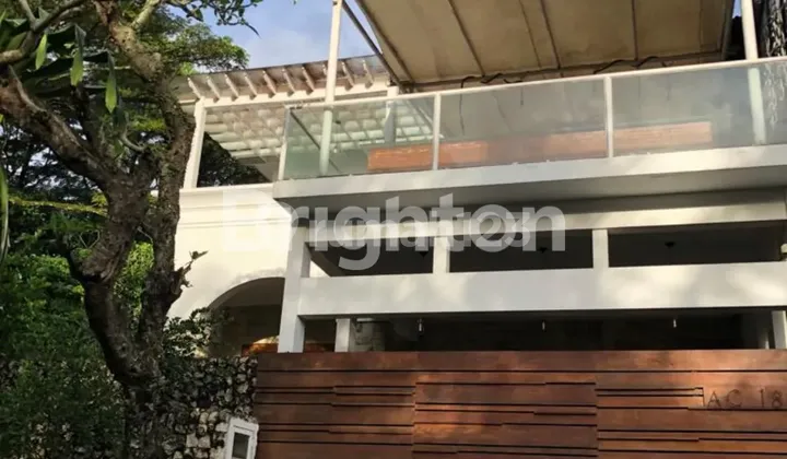 Jual Rumah Mewah & Luas di Villa Puncak Tidar Malang