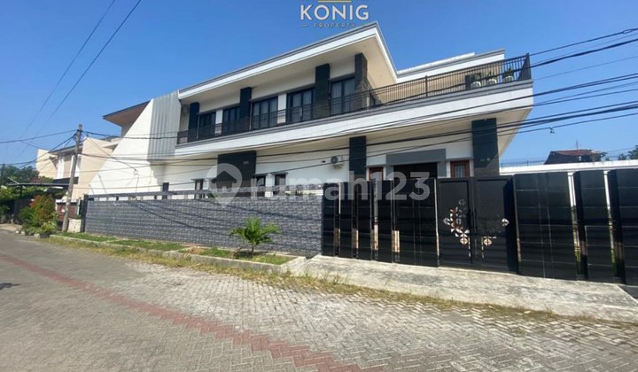 Dijual Cepat Rumah 2Lt Dharmahusada Indah Utara Surabaya 