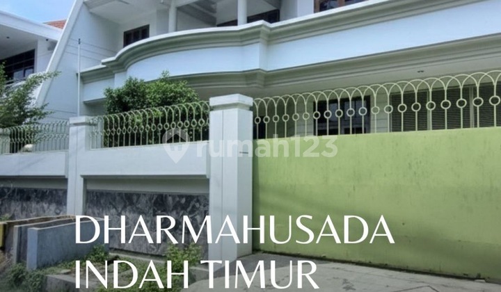 Dijual Cepat Rumah 2Lt Full Furndharmahusada Indah Timur