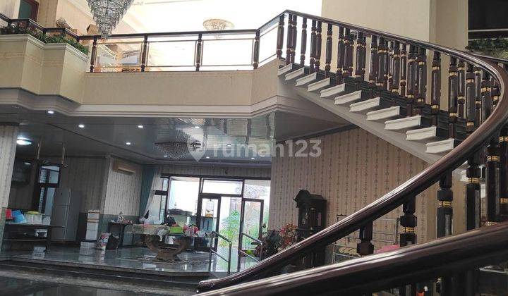 Dijual Cepat Rumah Mewah 2 Lt Dharmahusada Indah Surabaya 1