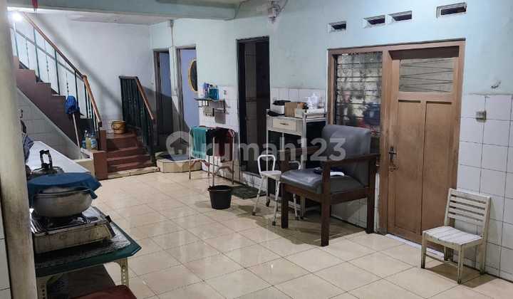 Dijual Cepat Rumah Bagus 1.5Lt Siap Huni Raya Perak Barat SBY 2