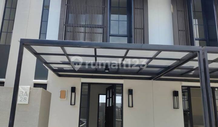Disewakan Cepat Rumah Bagus 2Lt Amesta Living Gunung Anyar  1