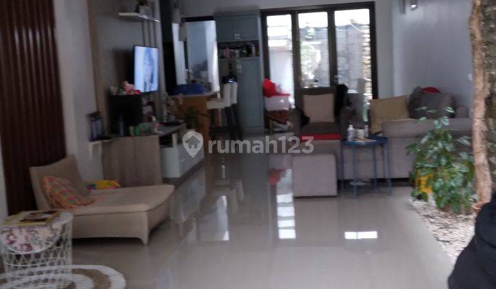 Rumah Minimalis Modern Siap Huni Lokasi Dekat Pasar Modern BSD 2