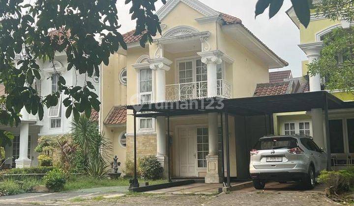 Rumah Depan Taman Besar Lokasi Strategis di Golden Viena BSD 1