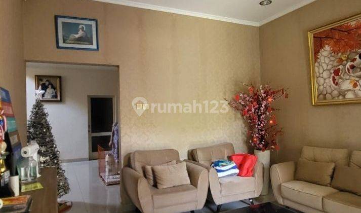 Rumah Hoek Design Mandiri Semi Furnish Di Puspita Loka Bsd 2