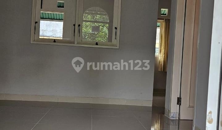 Minimalist House in Cluster Location, Taman Crysant BSD, Strategic Near Toll Road 2