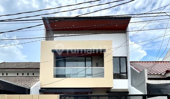 South-Facing Completed House Located at Griya Loka BSD