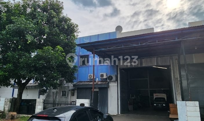 Gudang Rapi Siap Untuk Usaha Di Taman Tekno (mr)