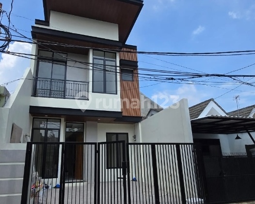 Rumah Minimalis Modern Semi Furnish Lok. Kencana Loka Bsd