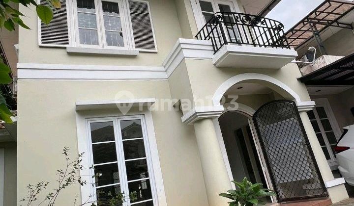 Rumah Hadap Selatan Dekat Sport Club Di Bsd