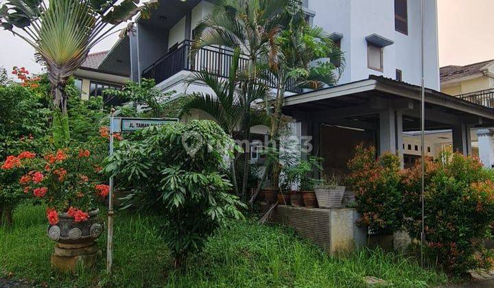 Rumah Ada Kolam Renang Di Taman Giri Loka Bsd 2