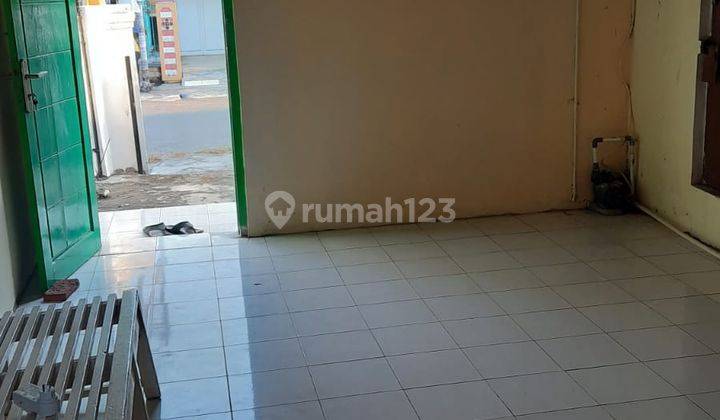 Rumah Burung Aktif di Tengah Perumahan Daerah Mejasem 2