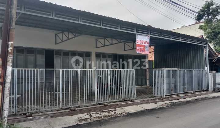 Ready-to-Occupy Shop House Near Hotel Fortune Suitable for Business 1