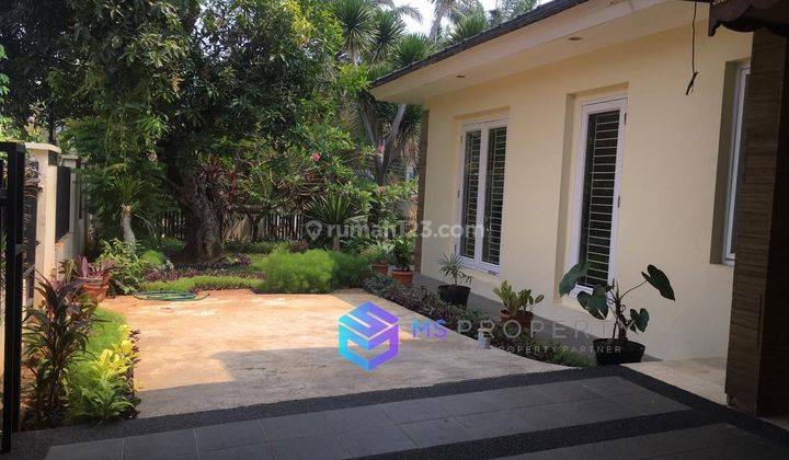 Rumah Siap Huni 2 Lantai Dalam Komplek Lebak Lestari Indah 1