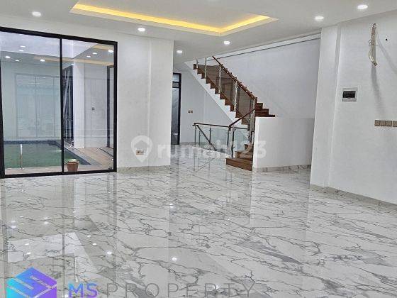  pool Rumah 3 Lantai Modern Minimalis Selangkah Tb Simatupang 4