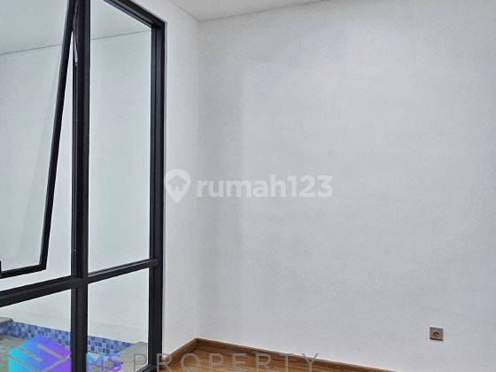  pool Rumah 3 Lantai Modern Minimalis Selangkah Tb Simatupang 6