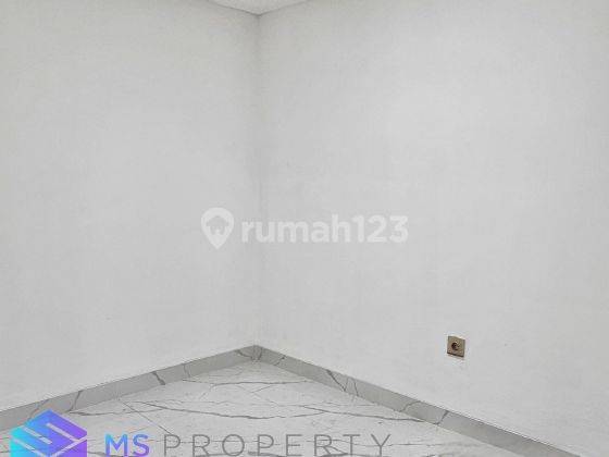  pool Rumah 3 Lantai Modern Minimalis Selangkah Tb Simatupang 18