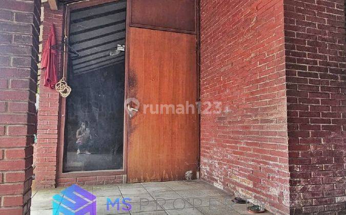 Rumah Tua Hitung Tanah Harga Murah Dalam Komplek 2