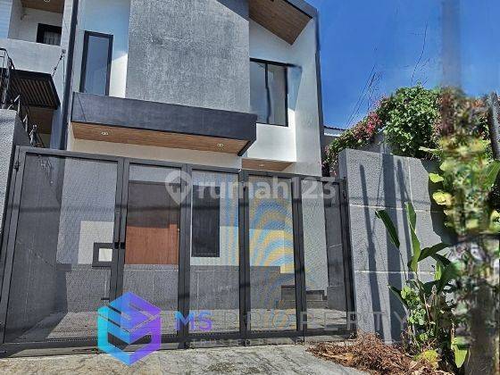 Rumah Minimalis 2 Lantai Dalam Komplek Asri Dekat Prima Husada 1