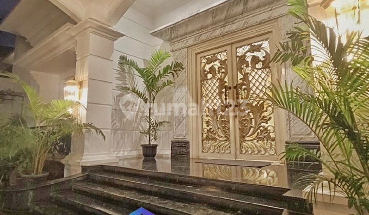 RUMAH MEWAH 3.5 LANTAI PRIME AREA  2
