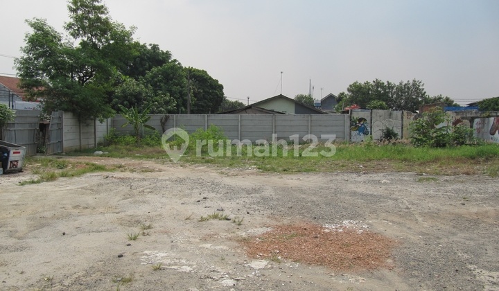 LAND SUITABLE FOR PADEL / OFFICE / SCHOOL / RESTAURANT LAND SUITABLE FOR PADEL / OFFICE / SCHOOL / RESTAURANT