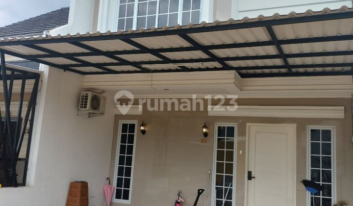 Rumah dua lantai di komplek grand Depok city DP 20jtan 1