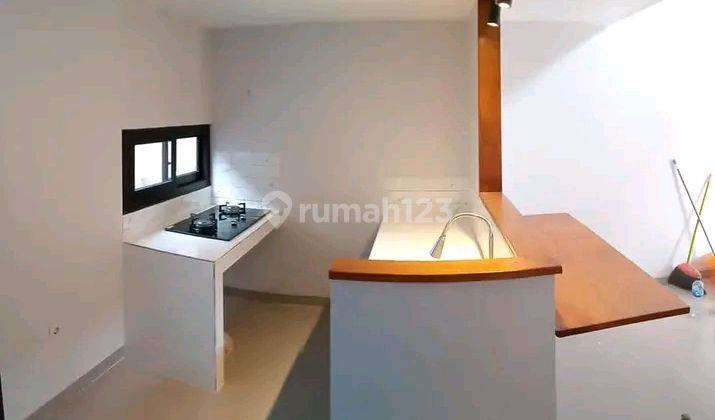 Rumah 2 Lantai dgn 3kamar dan rooftop mezzanine room KPR BSI , 1KM dari kampus IBLAM tanah baru Beji  9