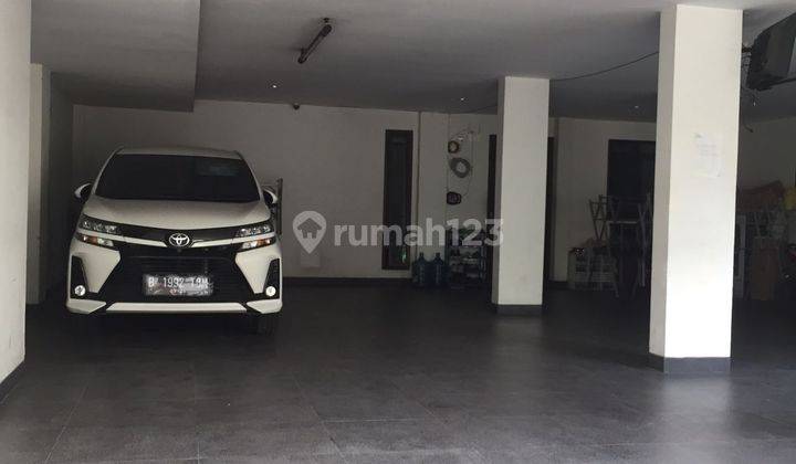 Rumah Kost dijual  1