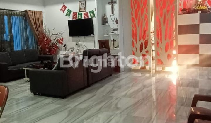 FOR SALE LUXURY HOUSE IN THE CENTRAL SUKAJADI BOULEVARD BATAM AREA 2