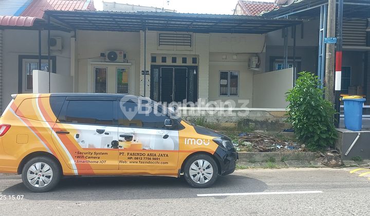JUAL RUMAH MINIMALIS SANGAT STRATEGIS DI JALAN ANGGREK SARI ROW JALAN 4 MOBIL