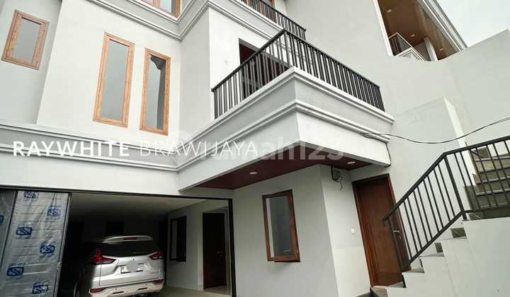 Rumah Modern Minimalis Baru Cipete Utara