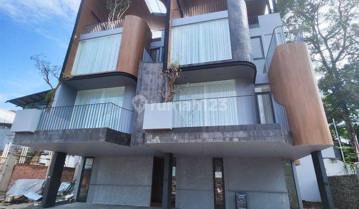 Brand New Townhouse Modern Design Area Kemang Utara Lokasi Strategis 1